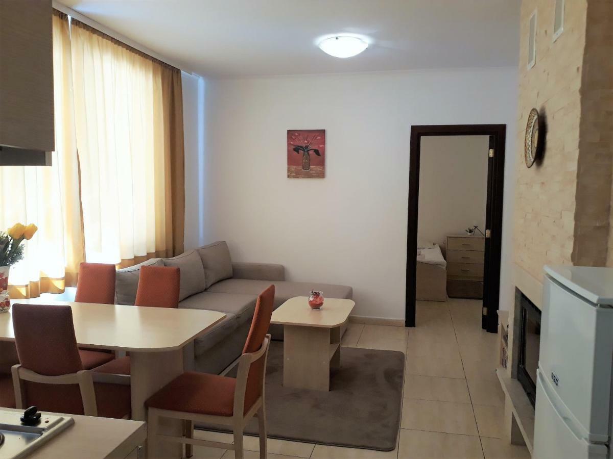 Apartment Snezhanka Pamporovo Bagian luar foto